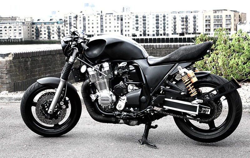 Тюнингованный мотоцикл Yamaha XJR1300