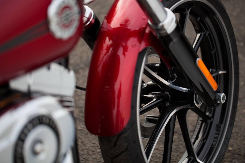   Harley-Davidson Softail Breakout 2013